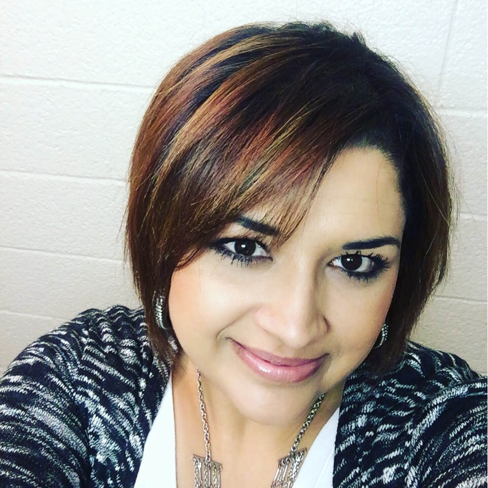 Meet your Posher, Andrea